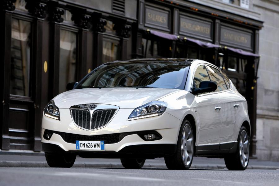  Lancia Delta 2008 года  (фото 32 из 94)